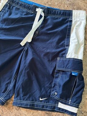 Vintage Y2K Nike Active Men’s mediumSwim Shorts Unlined Cargo Navy Blue Obsidian